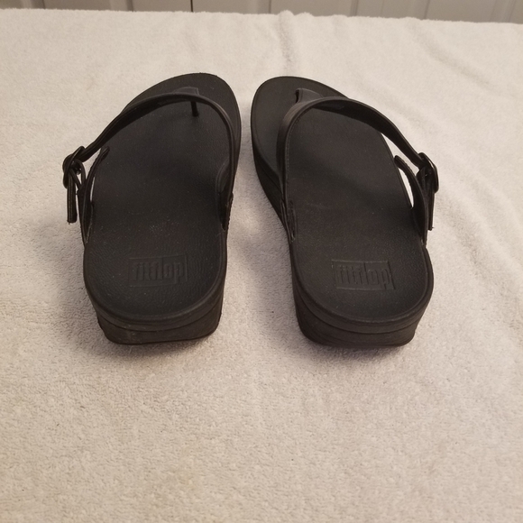 Fit Flop Women's Sz. 10  Sandals In Black Side Buckle Style 930-090 - Picture 4 of 8